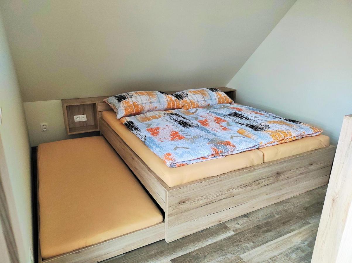 Apartmany Ricky Ii. Exteriör bild