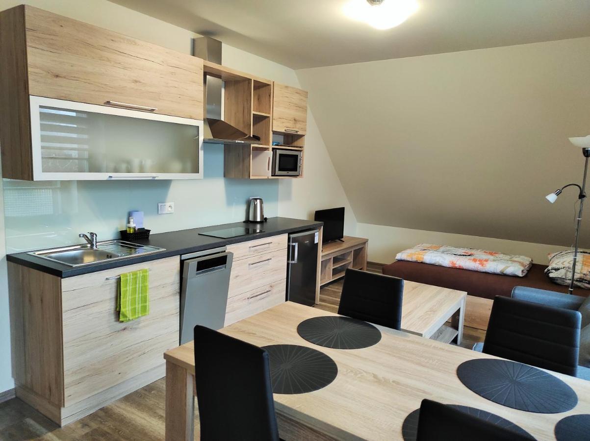 Apartmany Ricky Ii. Exteriör bild